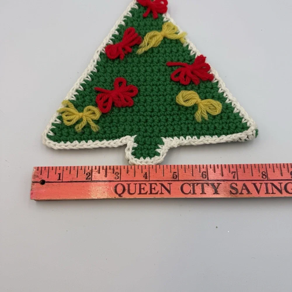 Handmade Crocheted Potholder Decor‎ Christmas Tree Red Green 8x8